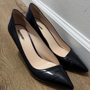 Giorgio Armani Black Pointed Toe Heels